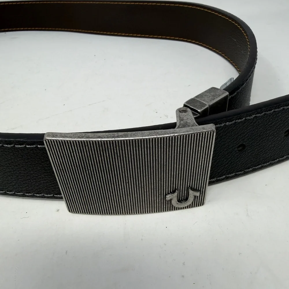 True Religion Reversible Belt Mens 38 Black Brown Excellent Plaque Buckle Logo